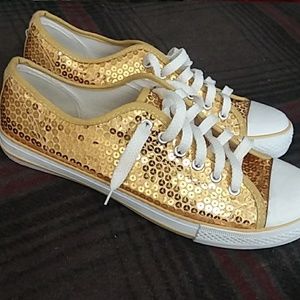 Size 10 Balera sequence gold womans sneakers